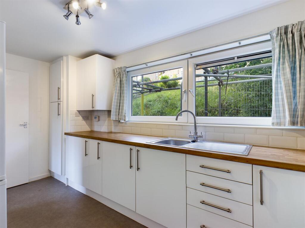 Additional property image - Highbrook Close, Brighton