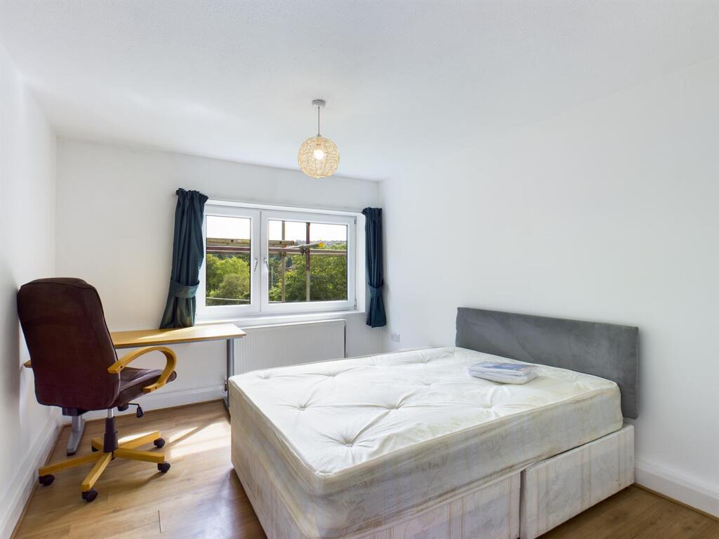 Additional property image - Highbrook Close, Brighton