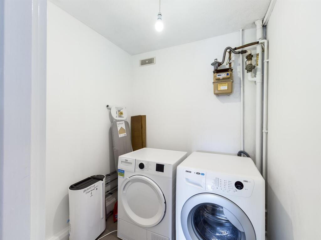 Additional property image - Highbrook Close, Brighton