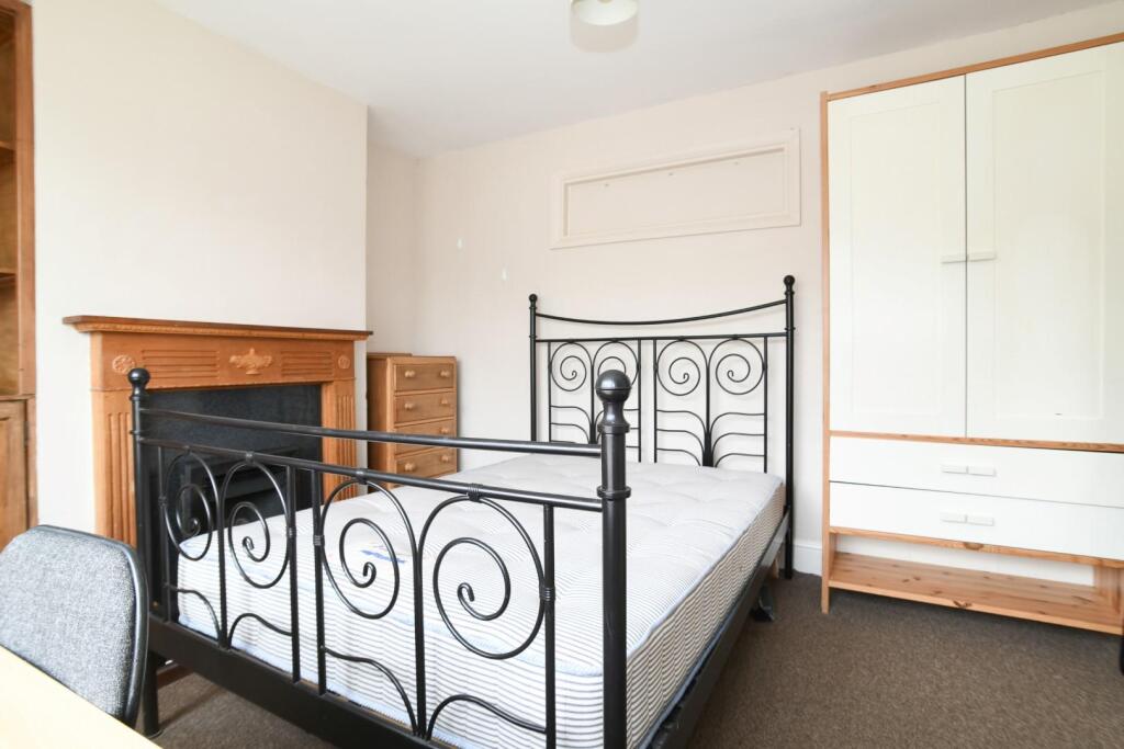 Additional property image - Lower Bevendean Avenue, Brighton