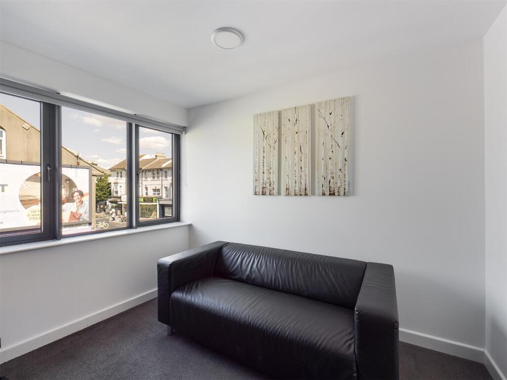 Additional property image - Edinburgh Road, Brighton