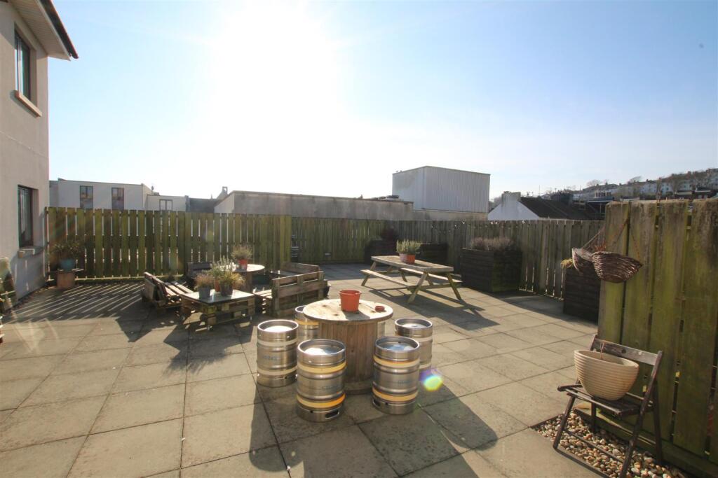 Additional property image - Edinburgh Road, Brighton