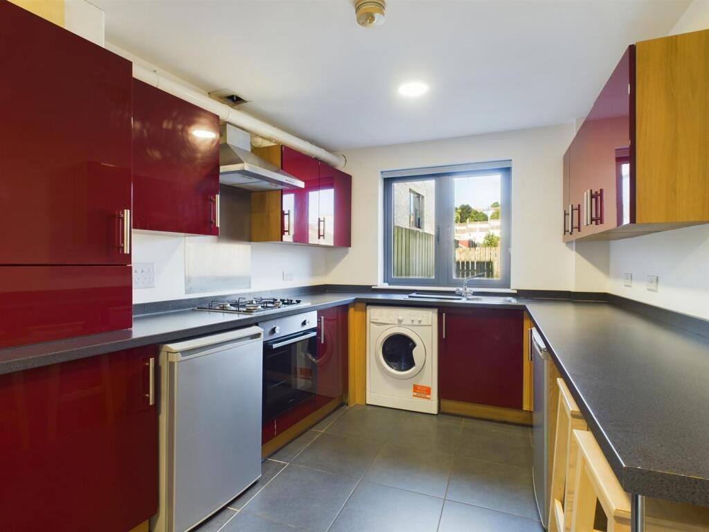 Additional property image - Edinburgh Road, Brighton