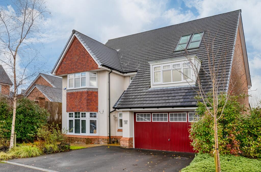5 bedroom detached house for sale in Broadmeadow Drive, Gee Cross , SK14