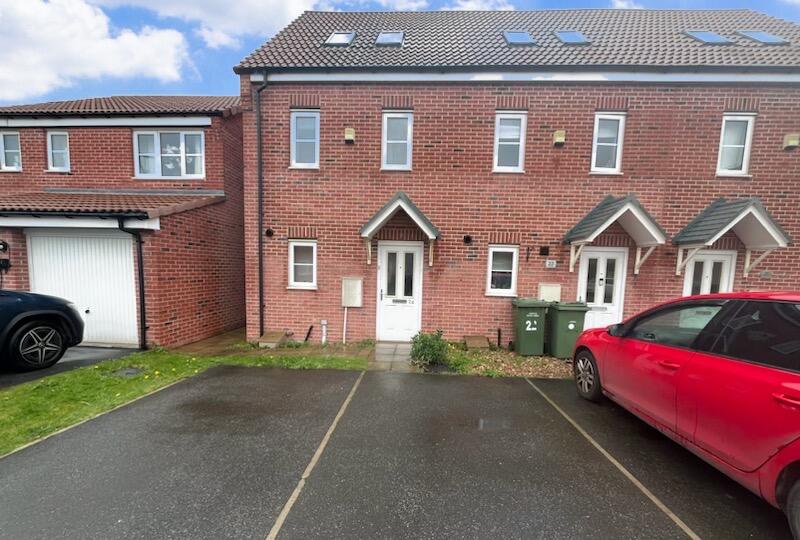 3 bedroom house for rent in Mirabelle Way, Harworth, DONCASTER, DN11