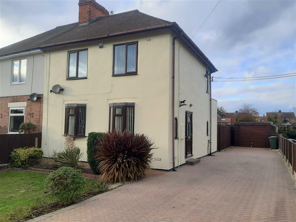 3 bedroom semi-detached house for rent in Bawtry Road, Harworth, DONCASTER, DN11