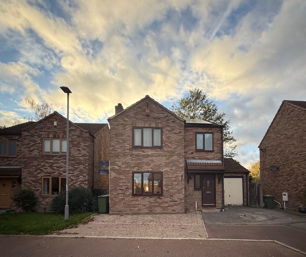 Main image of property: Middle Street, Misson, DONCASTER