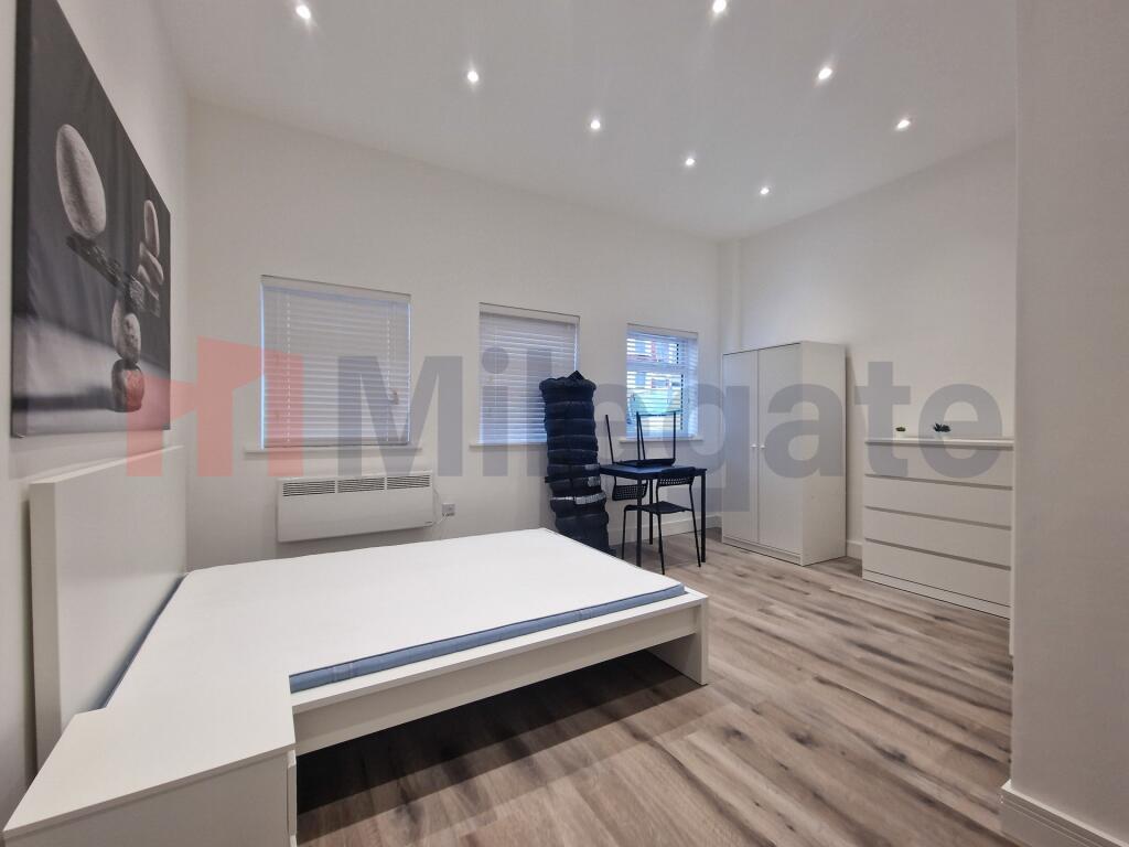 Main image of property: Southchurch Avenue, Southend-On-Sea, SS1