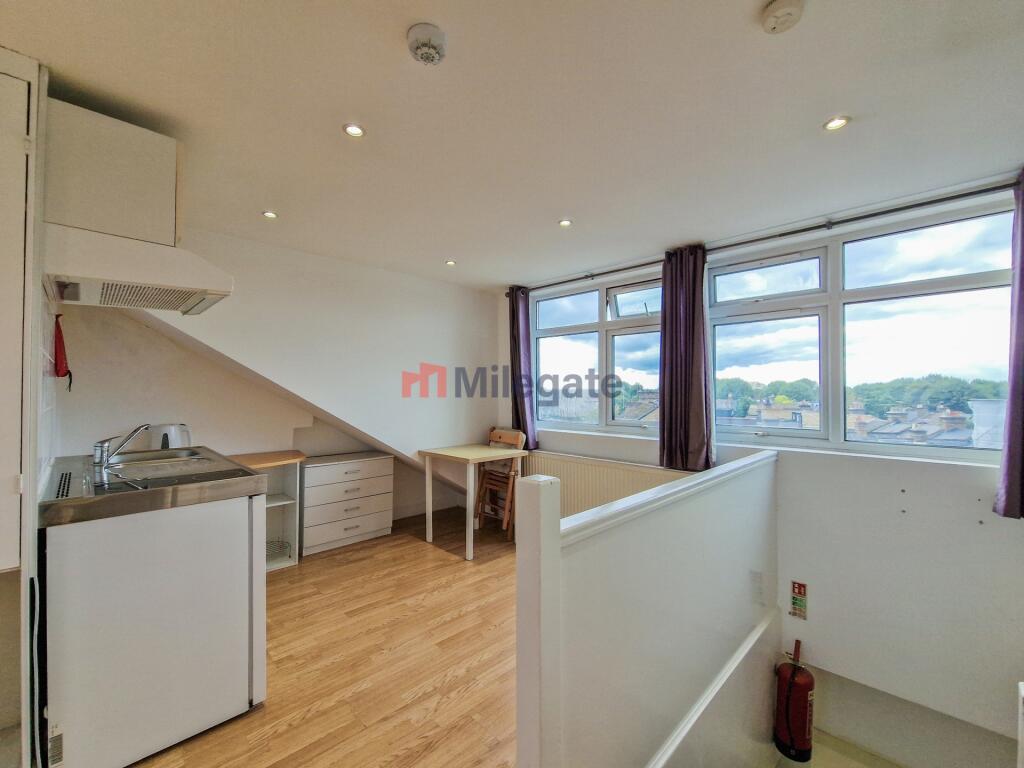 Main image of property: South Ealing Road, London, W5