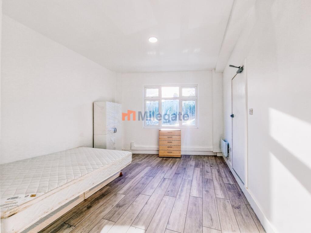 Main image of property: West Road, Westcliff-On-Sea, SS0