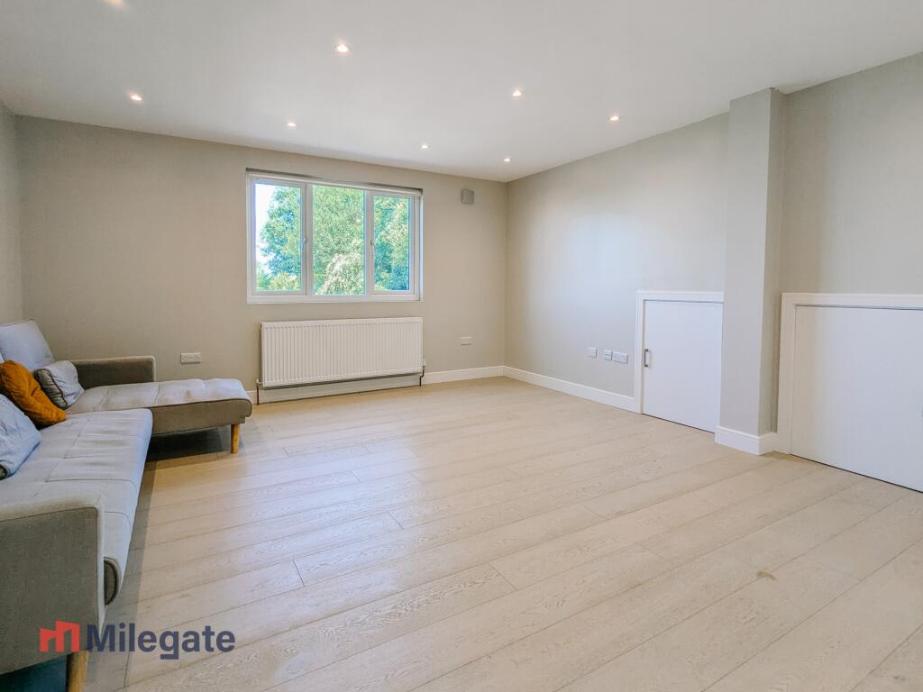 Main image of property: Torcroft, Holders Hill Road, London, NW4