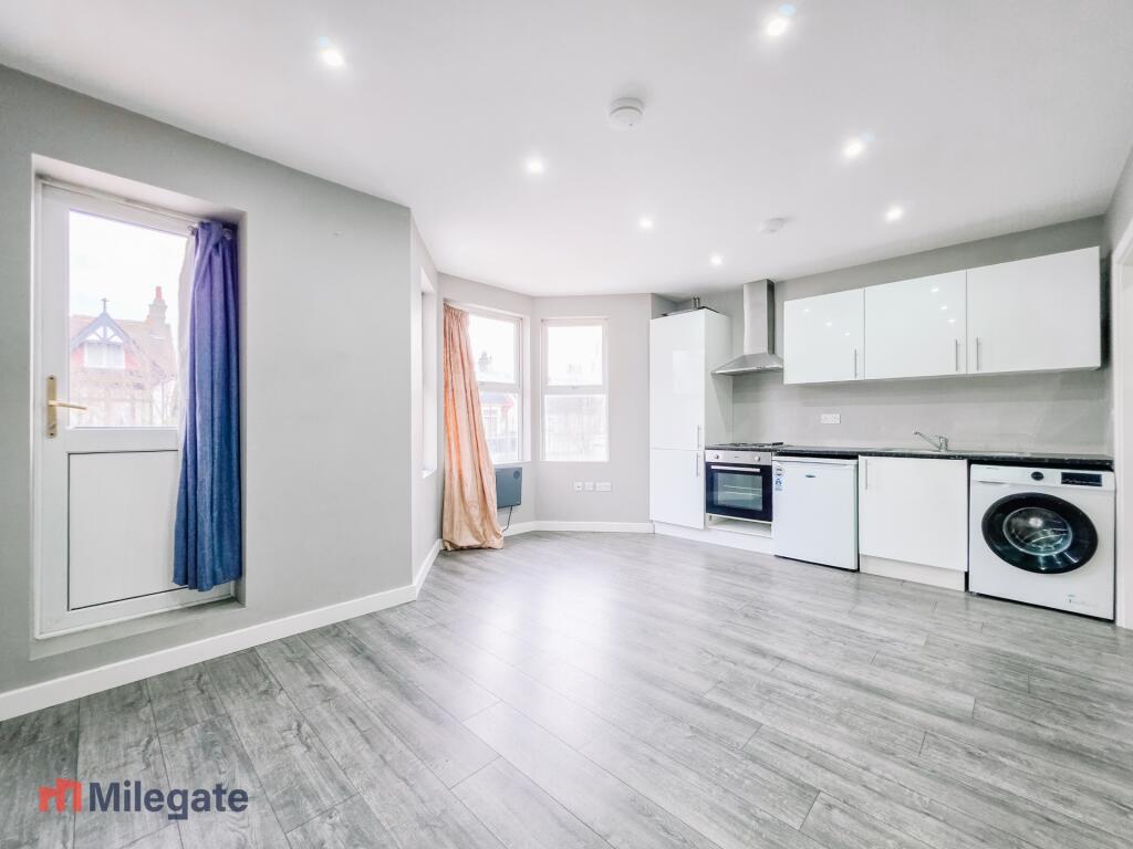 Main image of property: Hamlet Court Road, Westcliff-On-Sea, SS0