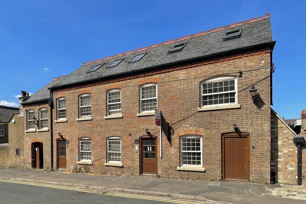 Main image of property: Victoria Road, Chesham