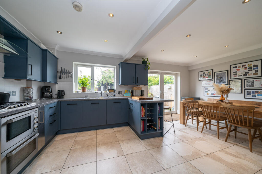 3 bedroom terraced house for sale in Boswick Lane, Dudswell