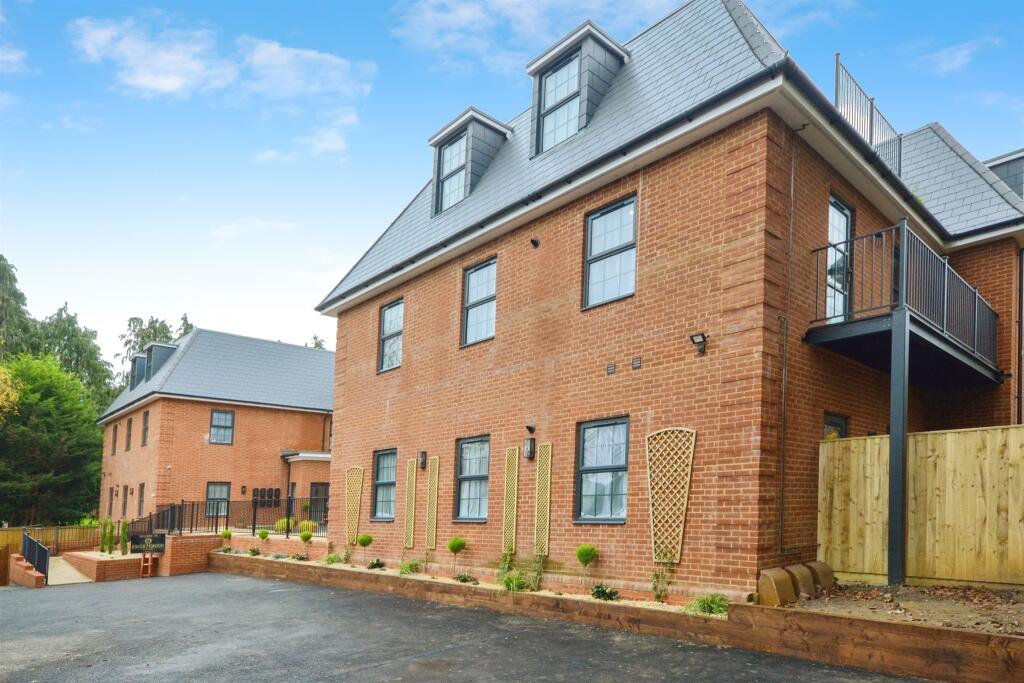 Main image of property: Knightswood Mansion, Berkhamsted