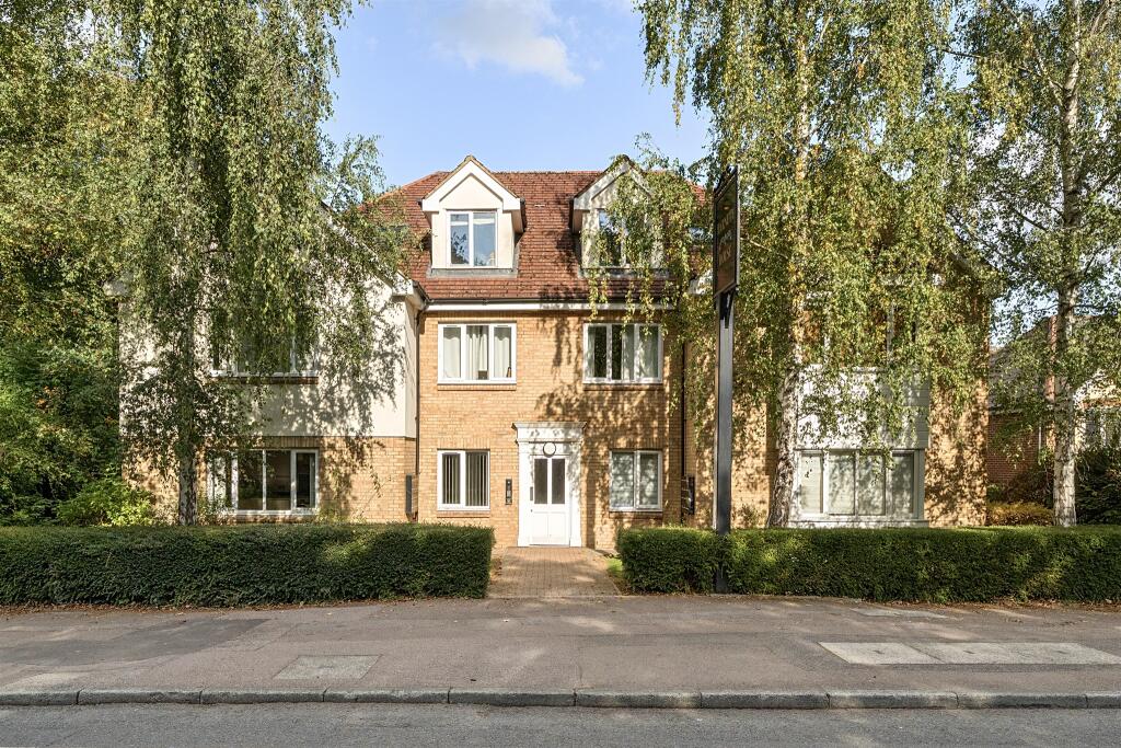 Main image of property: High Street, Northchurch, Berkhamsted