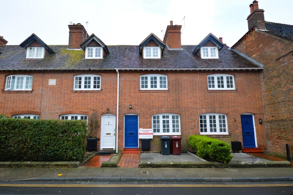 Main image of property: Little London, Chichester, PO19