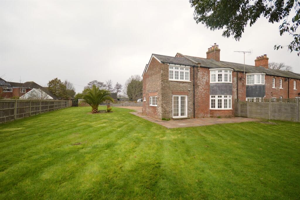 Main image of property: Selsey, Chichester, PO20