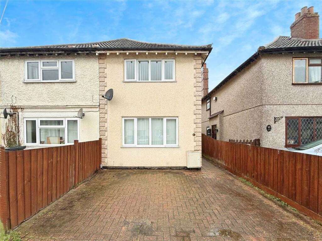 Main image of property: Reading Road, Ipswich, Suffolk