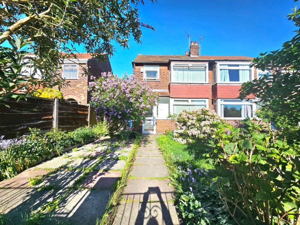 Main image of property: Chertsey Close, Gorton, Manchester, M18