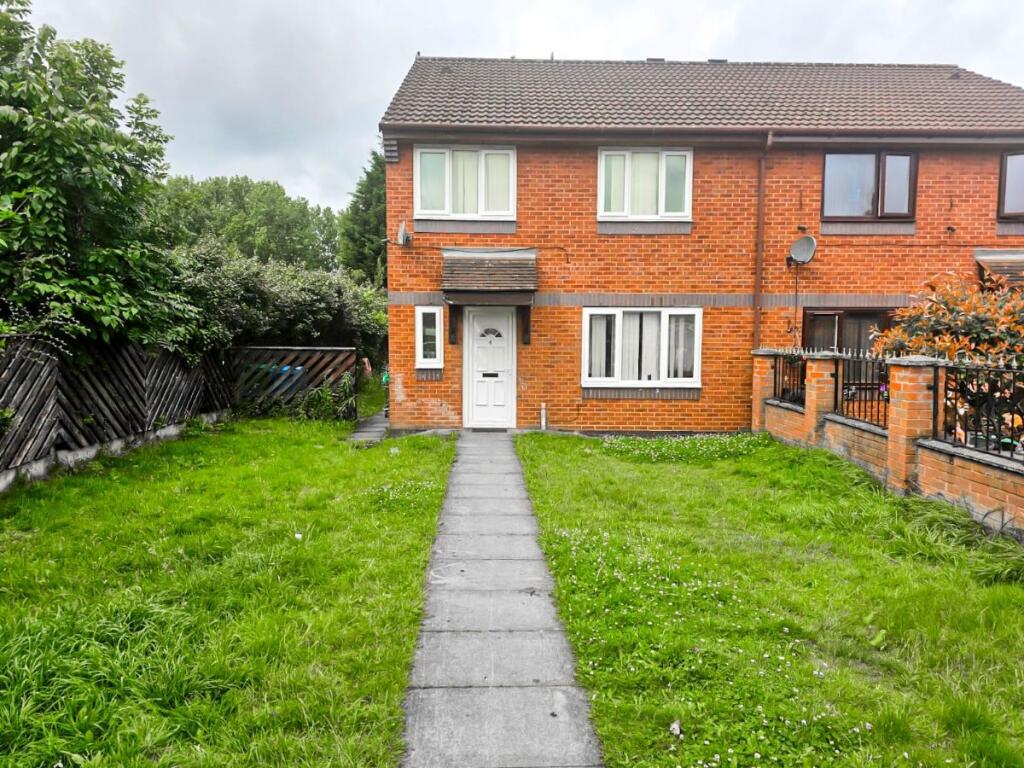 Main image of property: Peel Grove, Manchester, M12