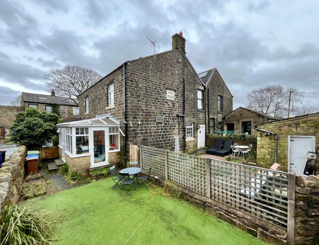 4 bedroom semidetached house for sale in Upper Hibbert Lane, Marple