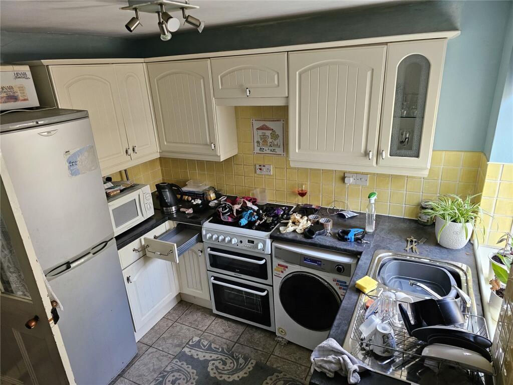 2 bedroom terraced house for sale in Oak Street, Rode Heath, Stokeon