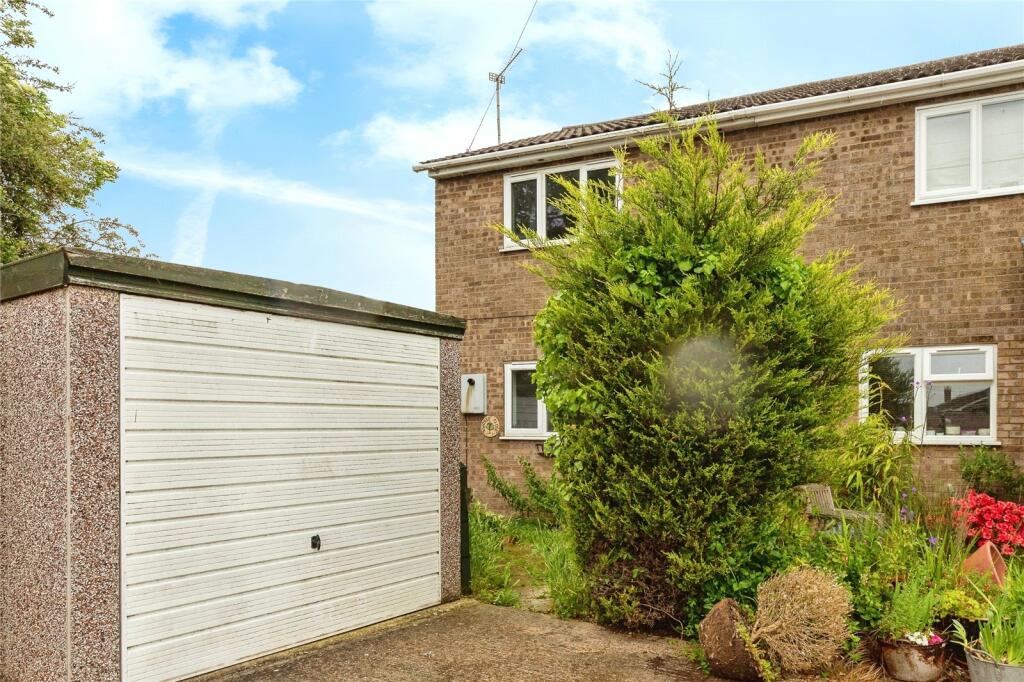 3 bedroom semidetached house for sale in Ash Tree Close, Wimblington, March, Cambridgeshire, PE15