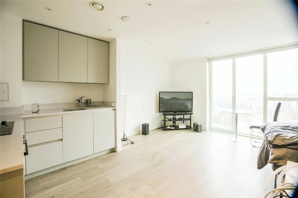 Additional property image - Saffron Central Square, Croydon, CR0