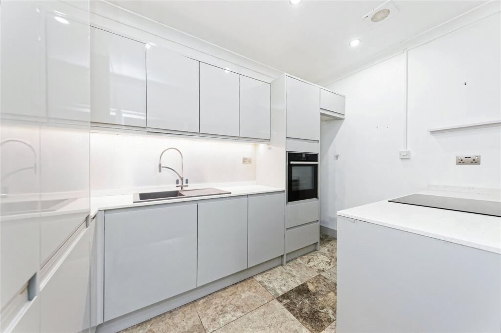 Additional property image - Sarre Court, Sarre, Birchington, Kent, CT7