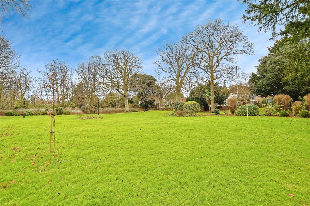 Additional property image - Sarre Court, Sarre, Birchington, Kent, CT7