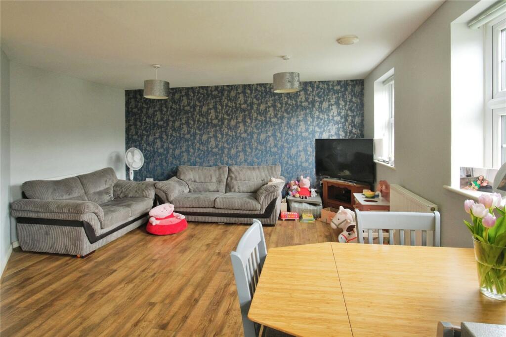 Additional property image - Blackbourne Chase, Littlehampton, West Sussex, BN17