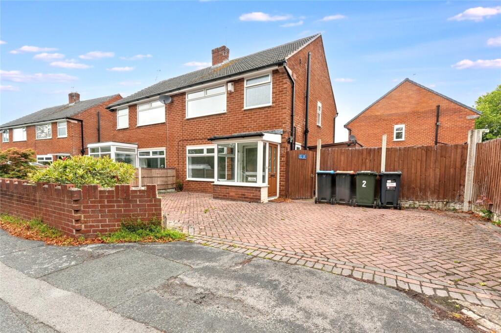 Main image of property: Parkfield Drive, Whitby, Ellesmere Port, Cheshire, CH65
