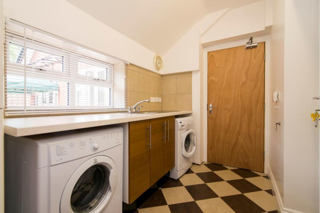 Additional property image - Turton Close, Bury, BL8