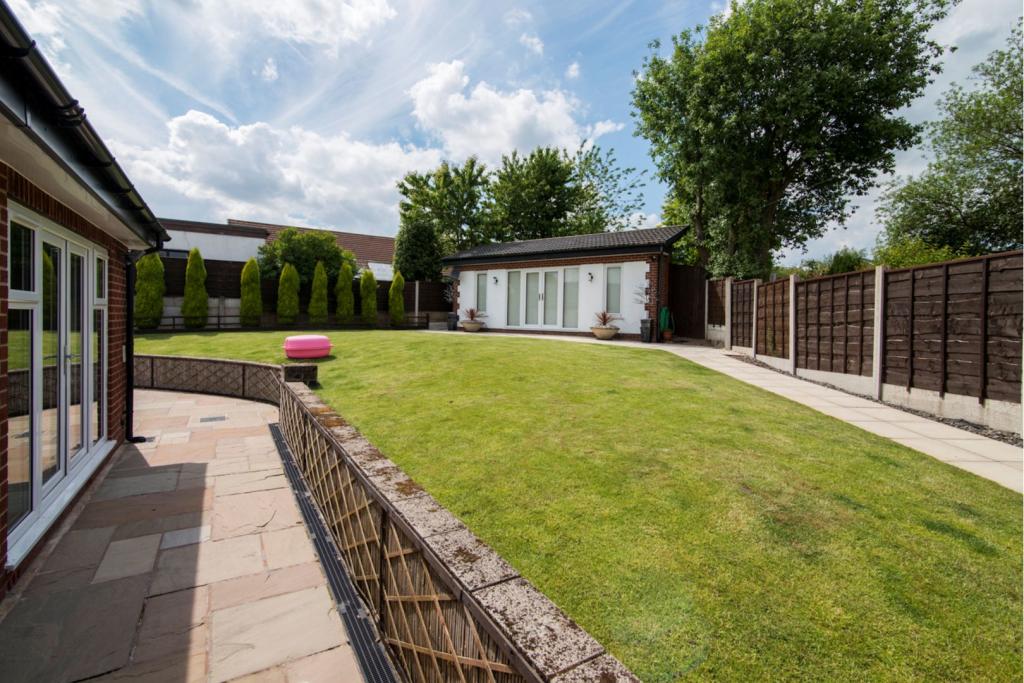 Additional property image - Turton Close, Bury, BL8