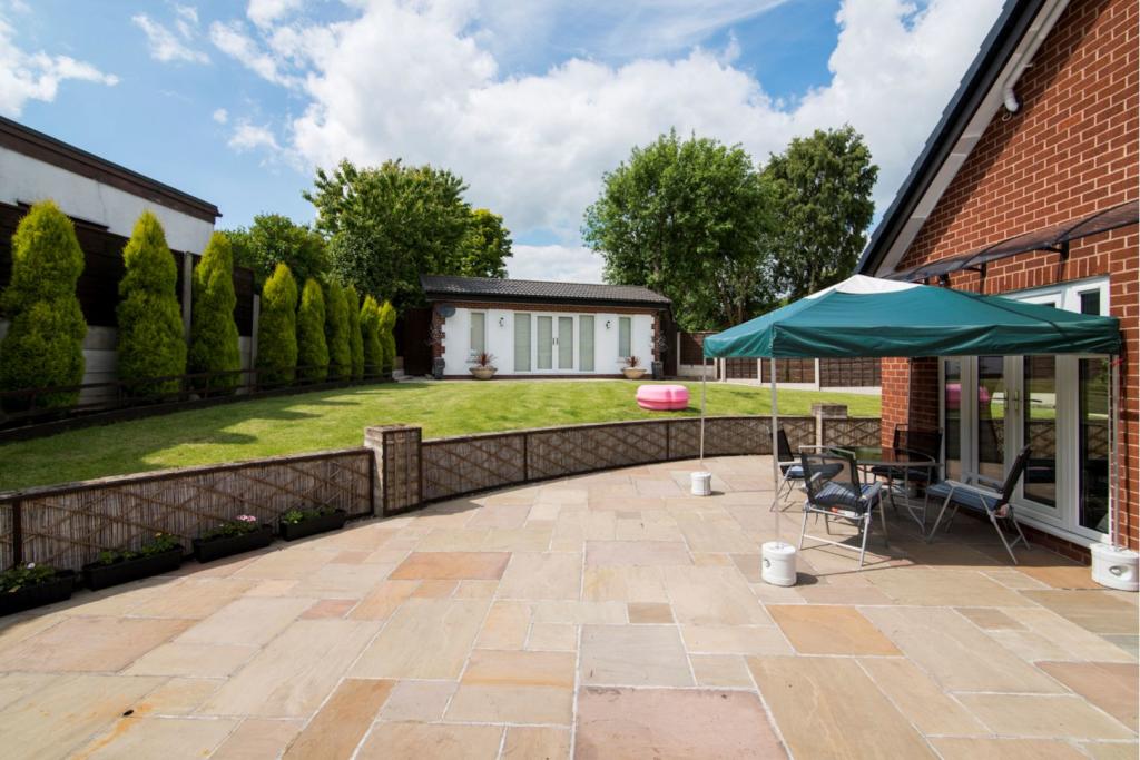 Additional property image - Turton Close, Bury, BL8
