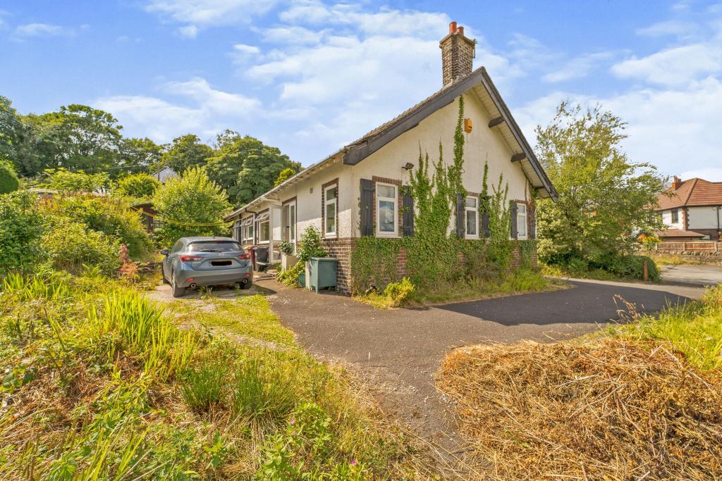 3 bedroom detached bungalow for sale in Horrocks Fold, Bolton, BL1