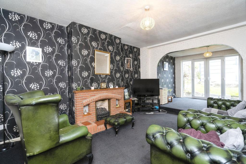 3 bedroom semidetached house for sale in Moorside Road, Bury, BL8