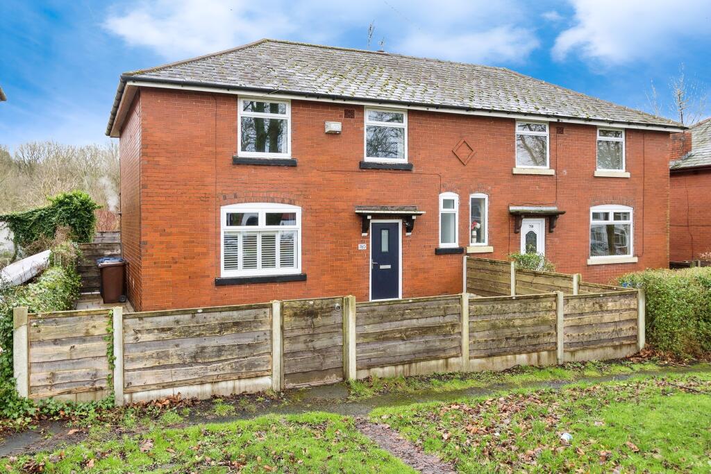 3 bedroom semidetached house for sale in Walmersley Road, Bury, BL9