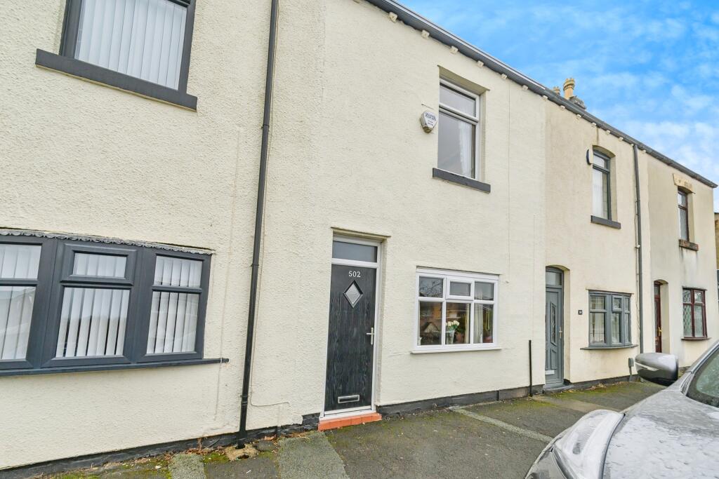 2 bedroom terraced house