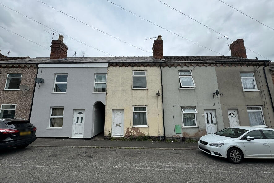 Main image of property: 10 Flaxpiece Road, Chesterfield, S45