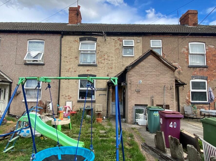 Main image of property: 40 Westlea, S43 4QL