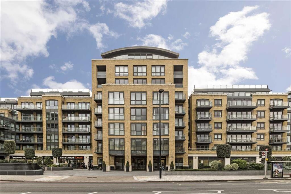 Main image of property: Kew Bridge Road, Brentford