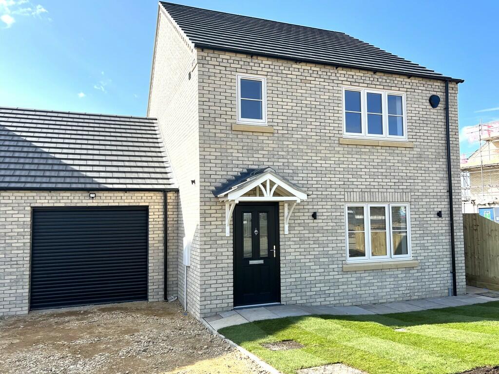 3 bedroom link detached house for sale in Newgate Street, Doddington