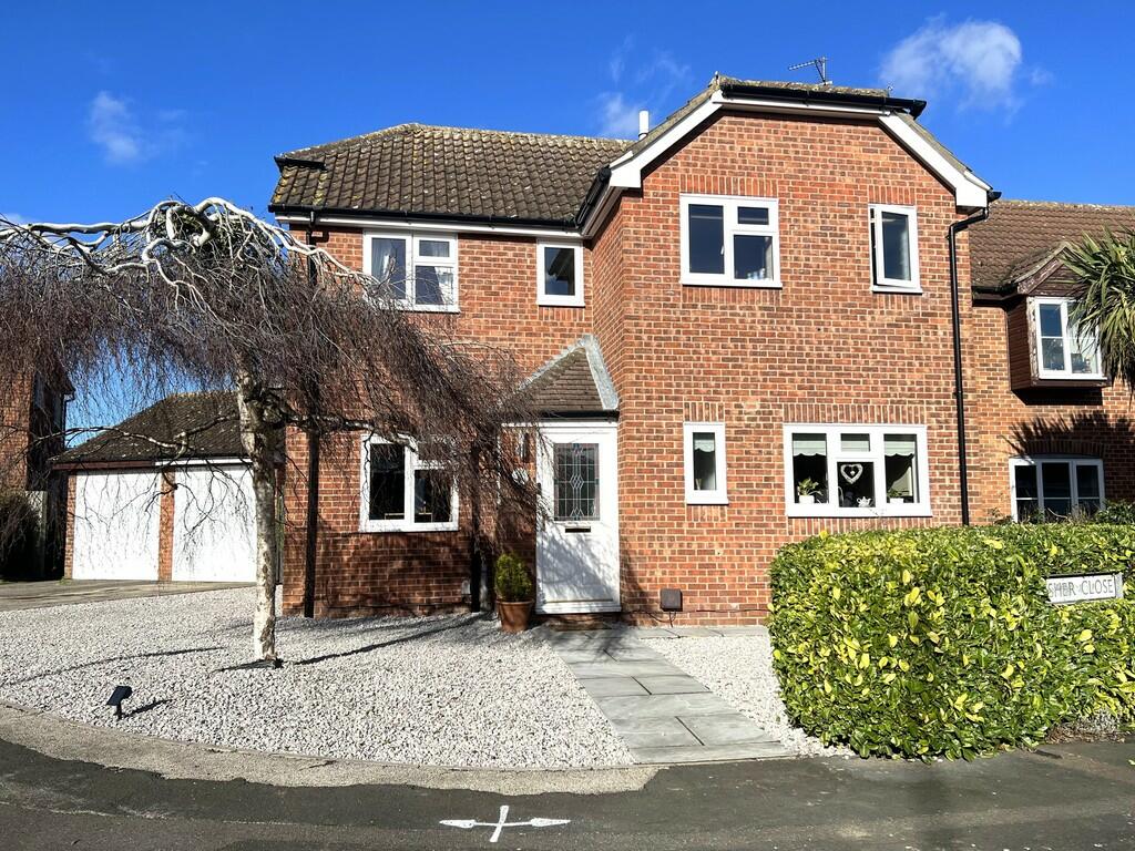 3 bedroom detached house for sale in Lode Way, Chatteris, Cambs., PE16