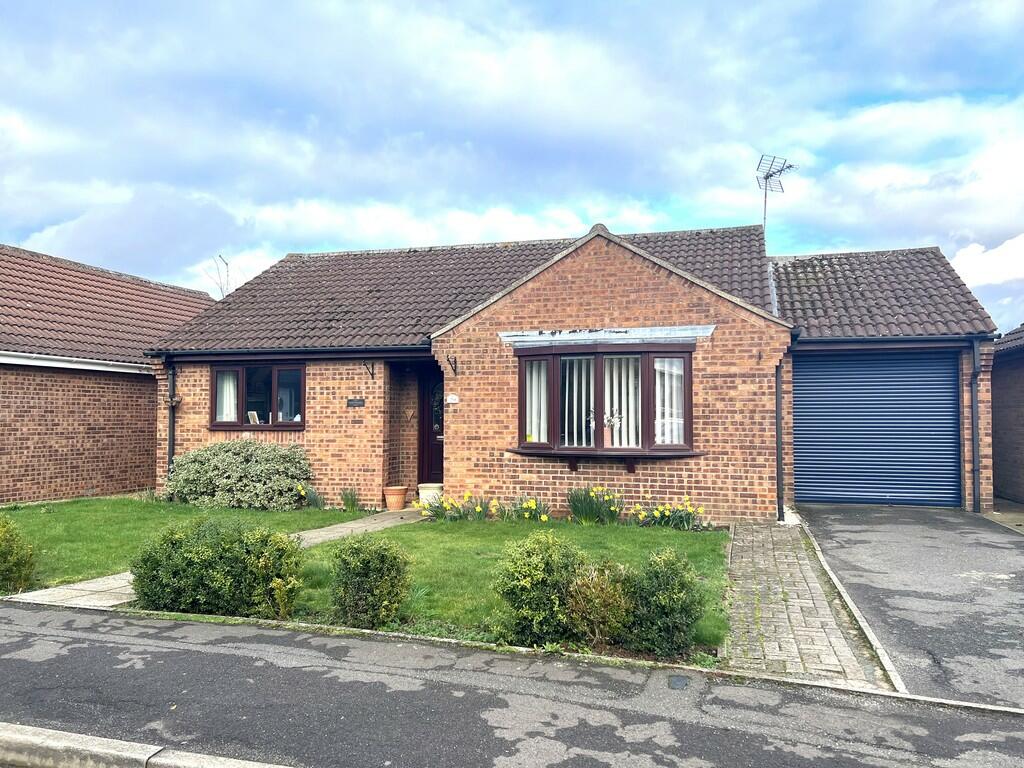 2 bedroom detached bungalow for sale in Wesley Drive, Chatteris, Cambs
