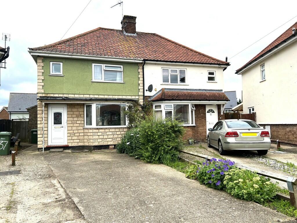 3 bedroom semidetached house for sale in Burnsfield Estate, Chatteris