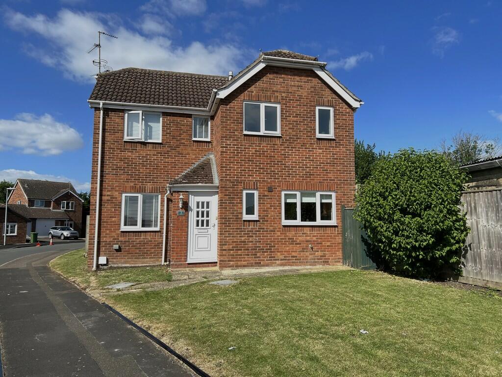 3 bedroom detached house for sale in Lode Way, Chatteris, Cambs, PE16