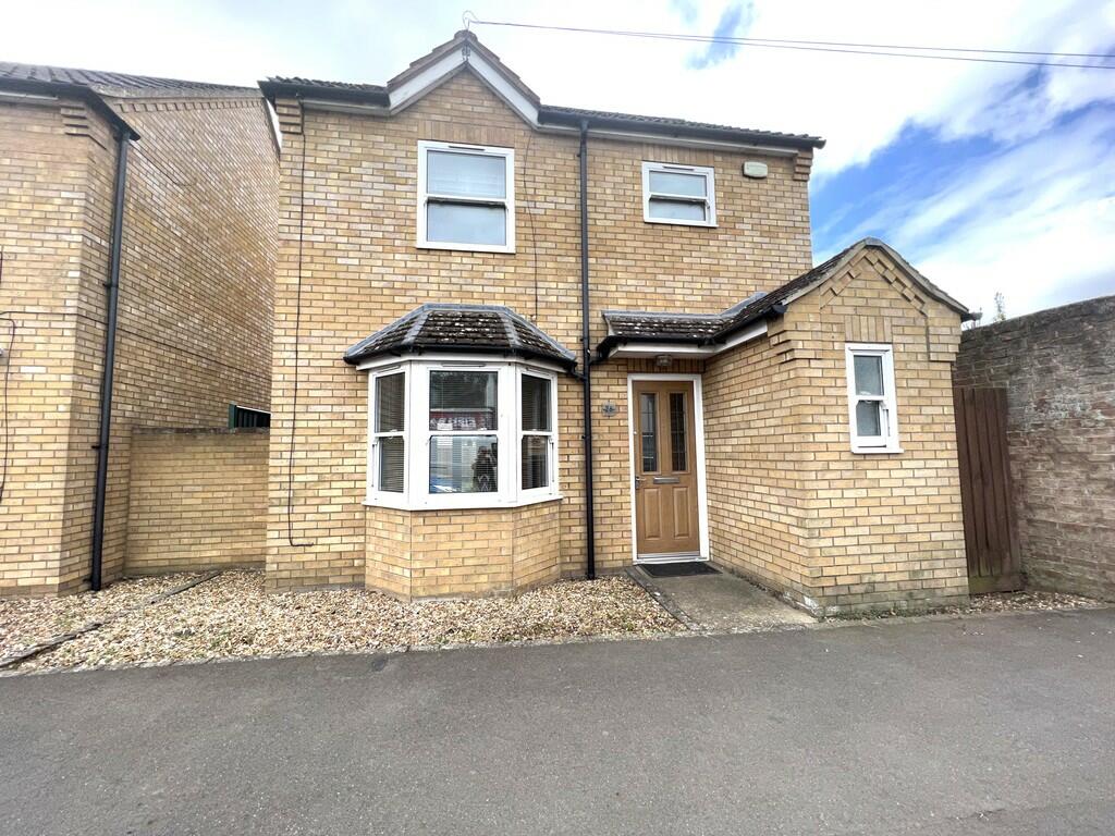 3 bedroom detached house for sale in High Street, Doddington, March