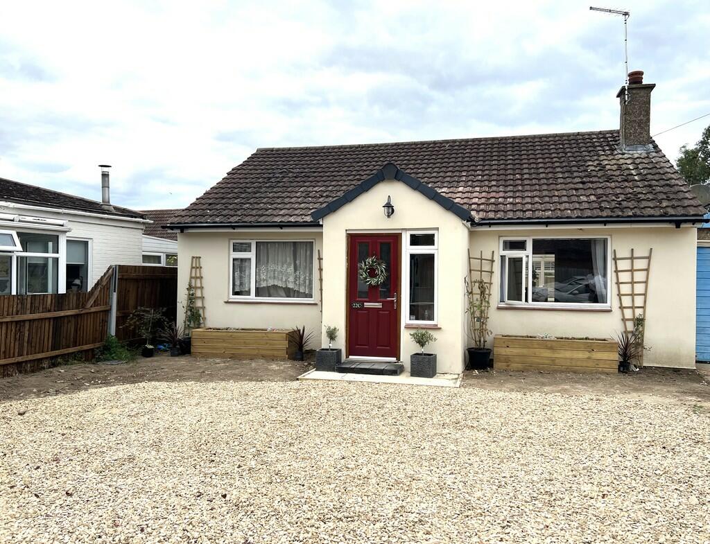2 bedroom detached bungalow for sale in School Lane, Manea, March